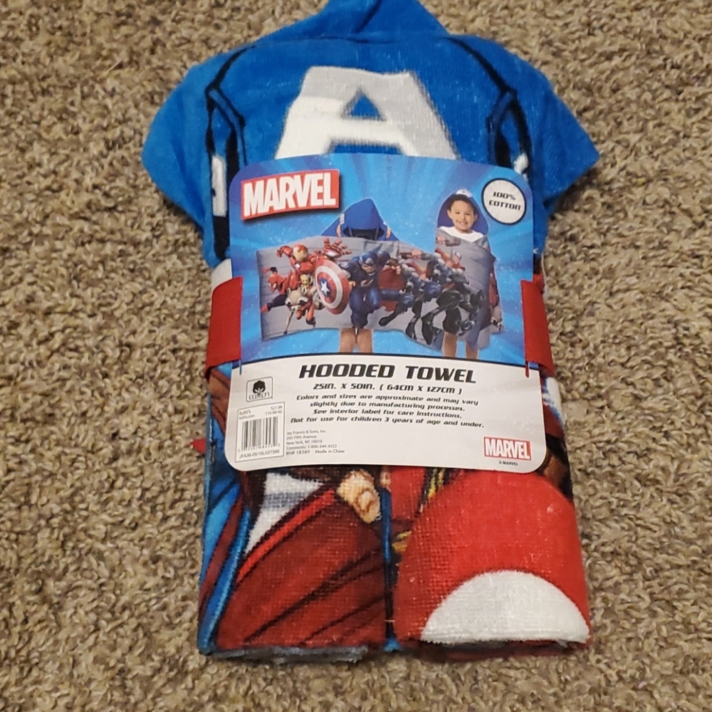 NWT Avengers hooded towel